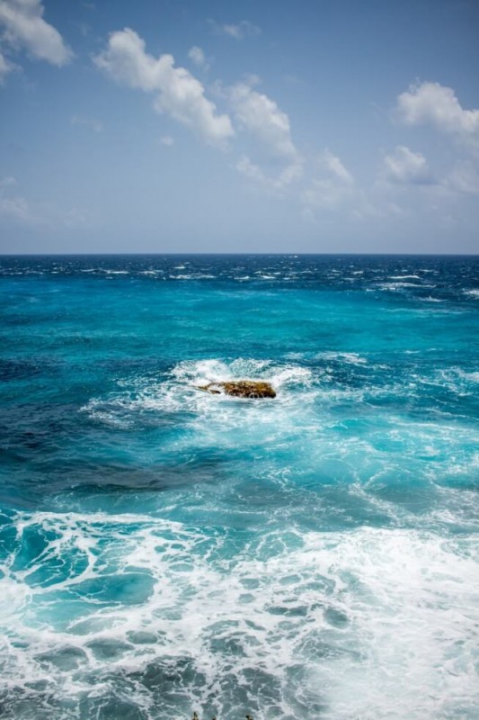 Brillant Blue Ocean Isla Mujeres